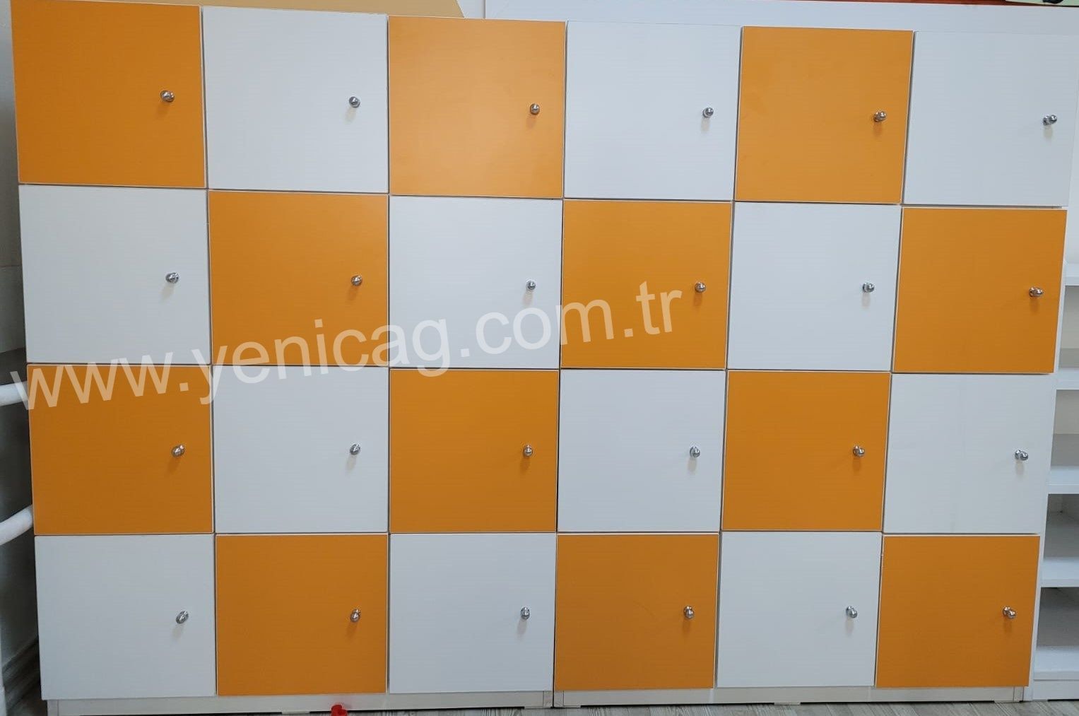 Kişisel Çocuk Dolabı 24 Gözlü